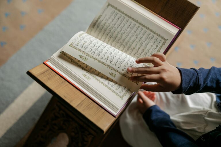 how many pages are in the Quran